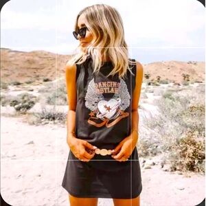 Chaser, Dresses and Lululemon $10 Dolla Holla 2 Hour Pop Up TODAY 11:30 AM CST